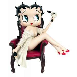 Betty Boop Figurine | Grooming