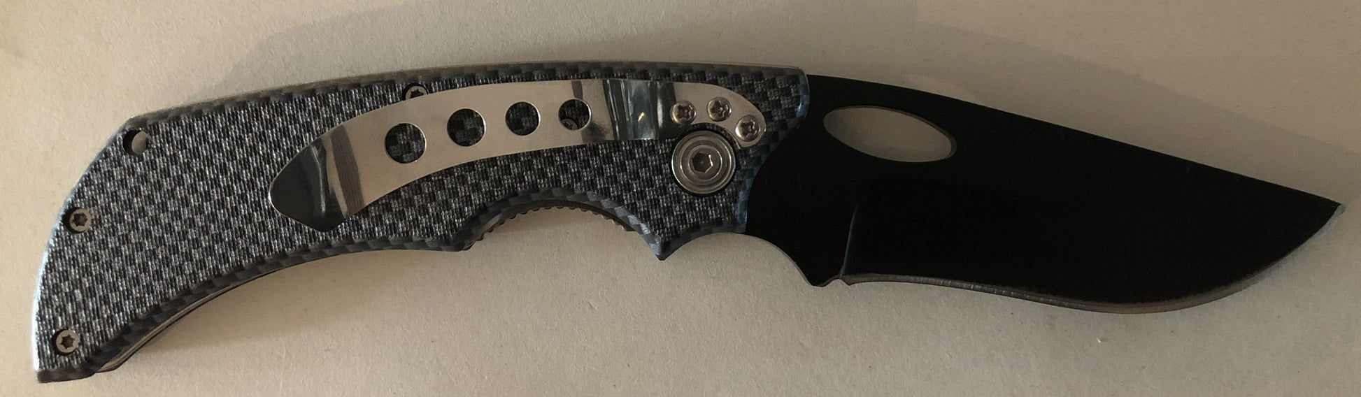 Carbon Fibre Effect Lock Knife