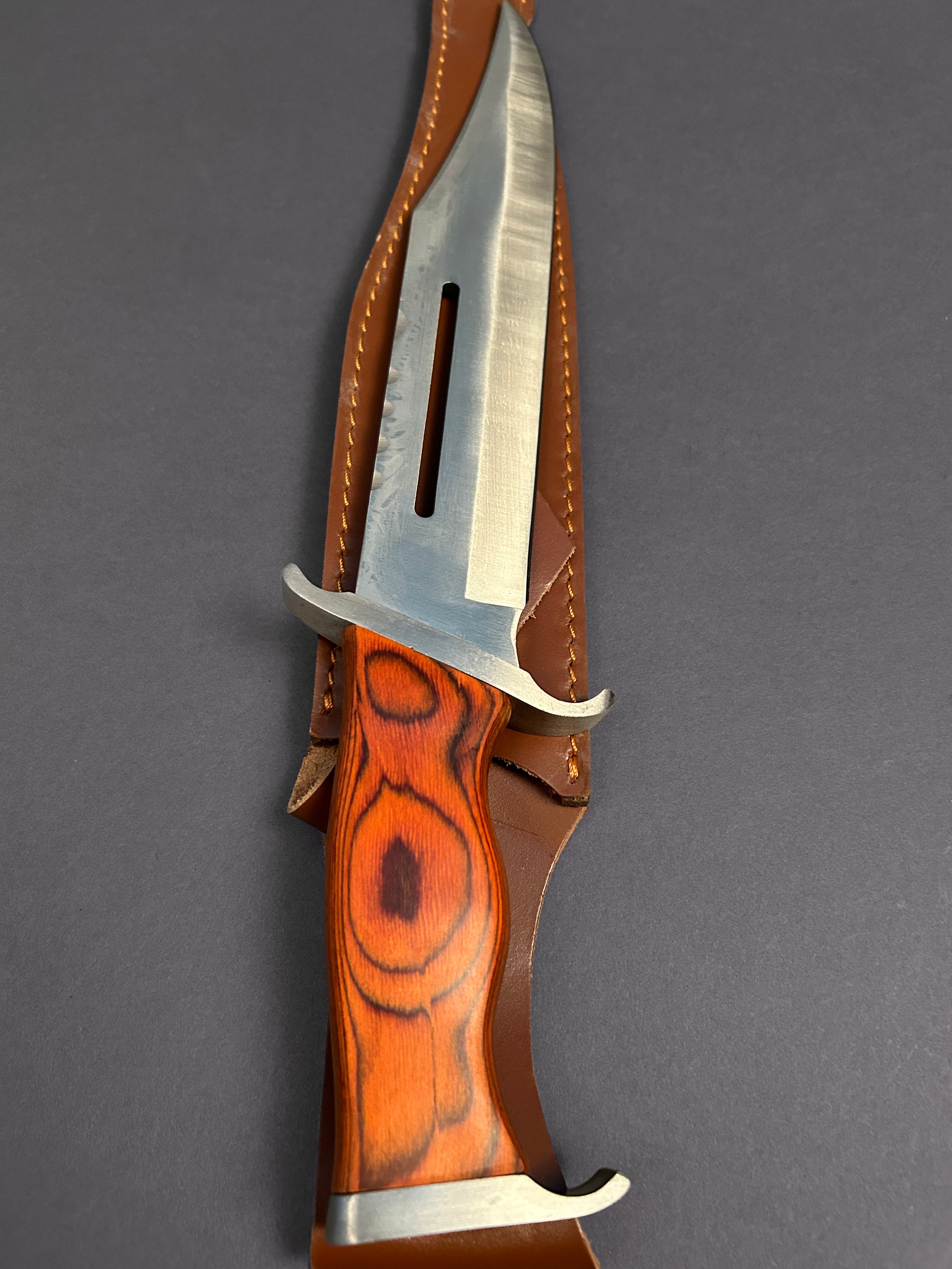 Deluxe Fixed Blade III Knife