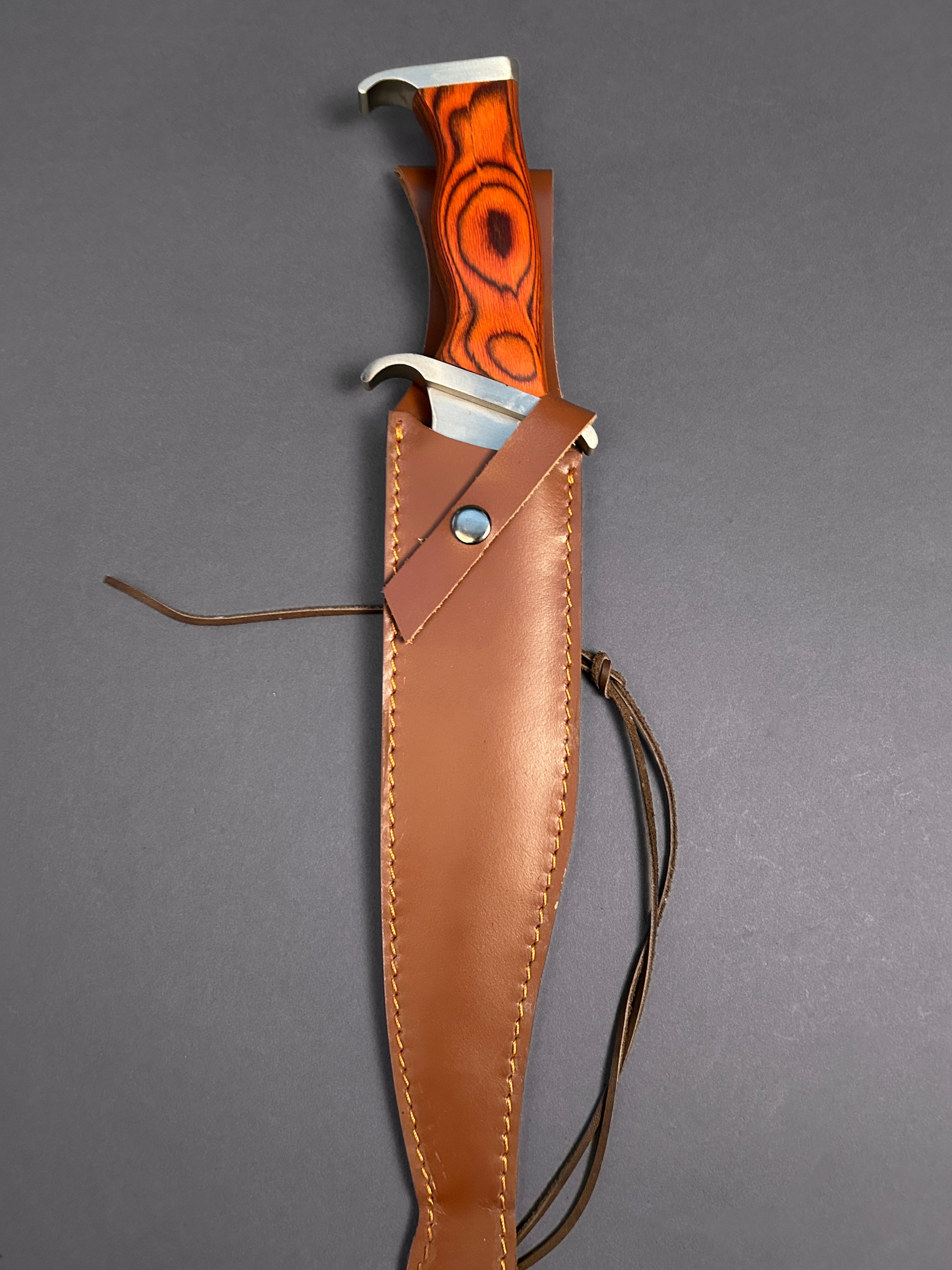 Deluxe Fixed Blade III Knife