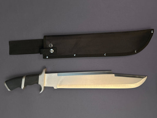 Hunter Pred Dagger