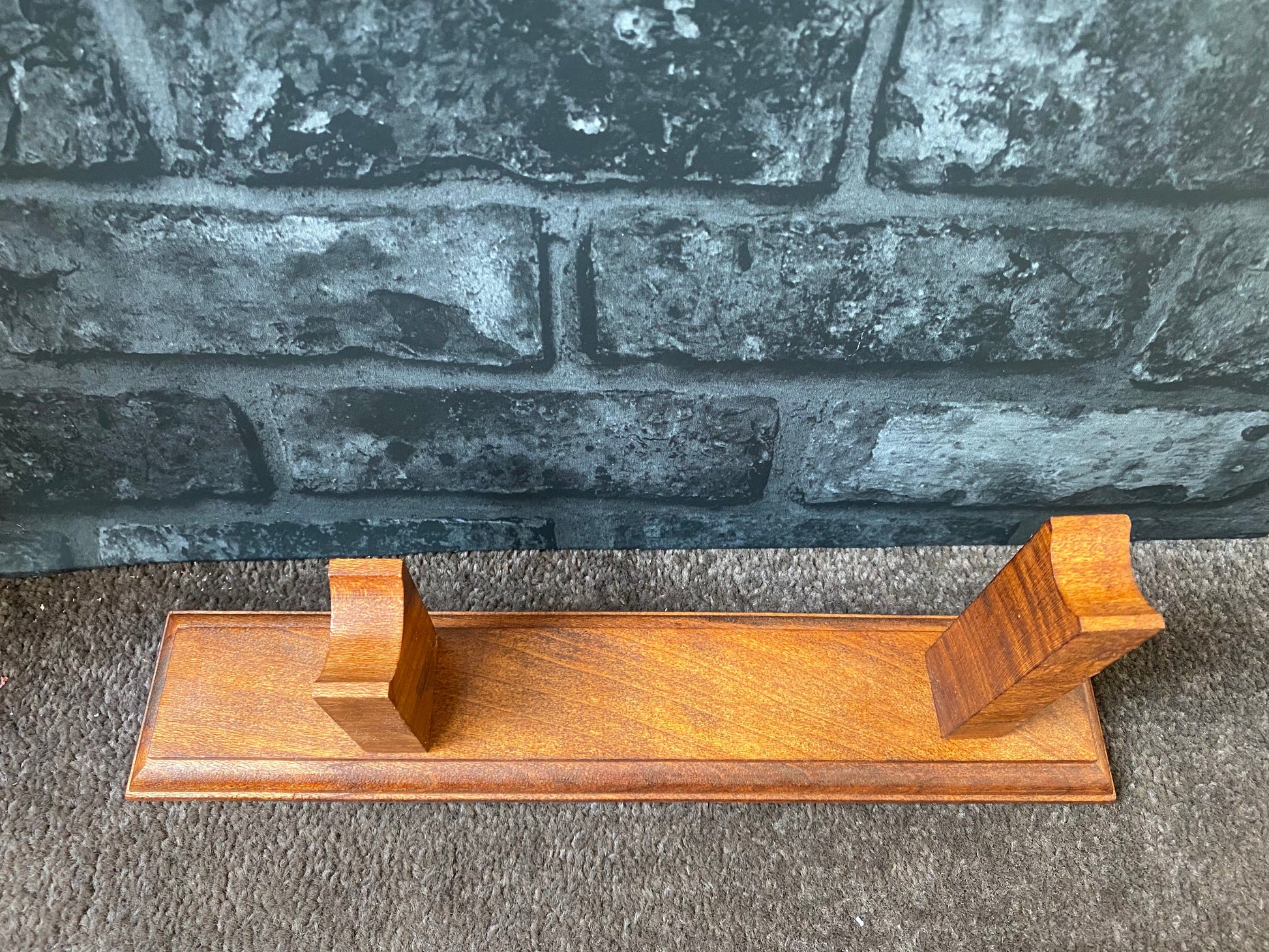 Wooden Stand (AW822)