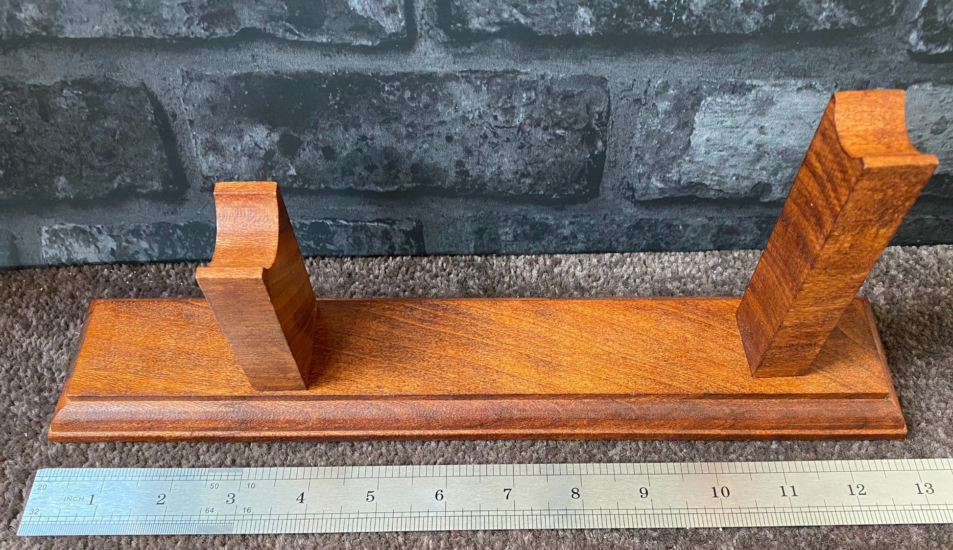 Wooden Stand (AW822)