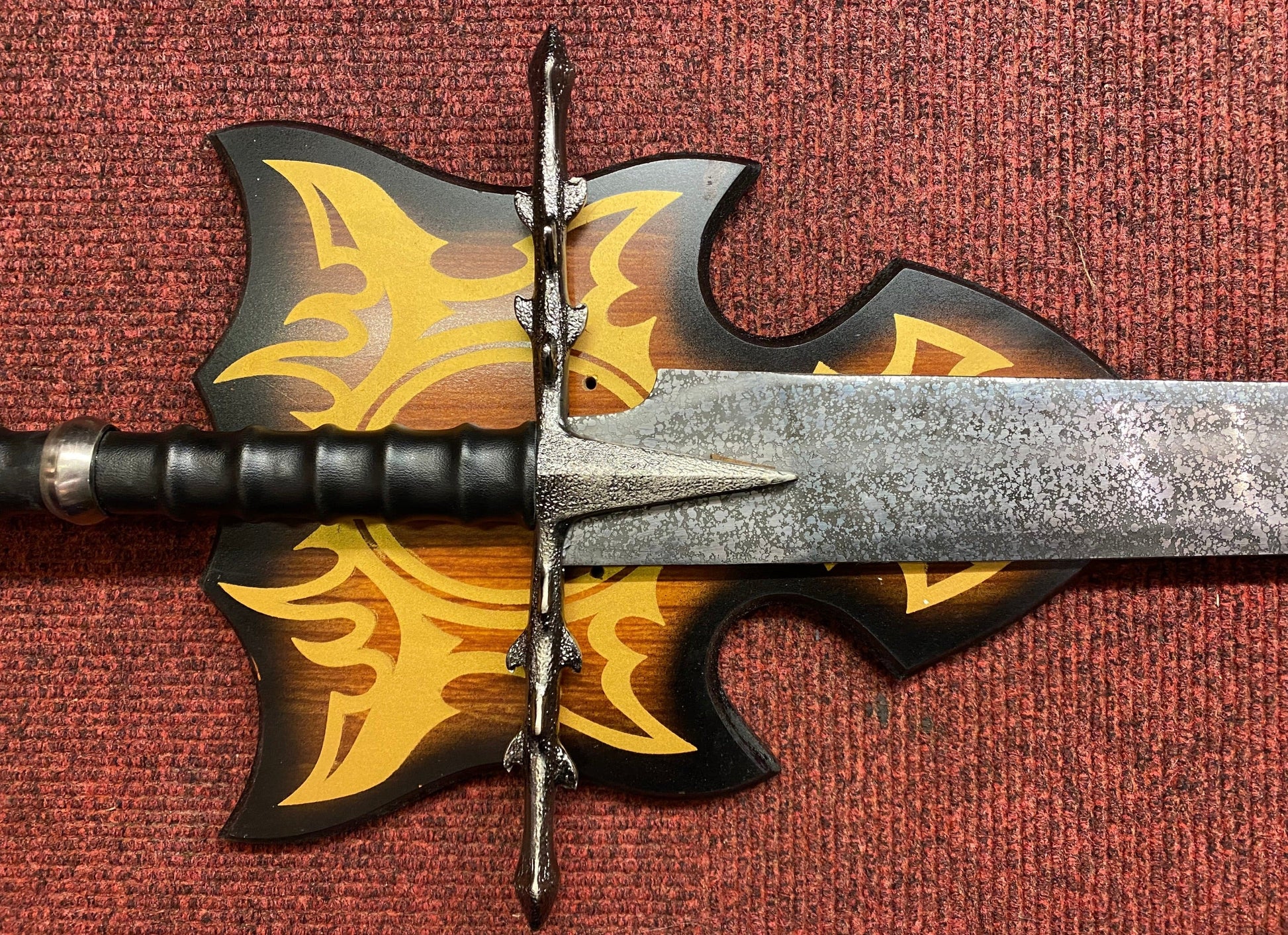 Wraith (Rings) Sword