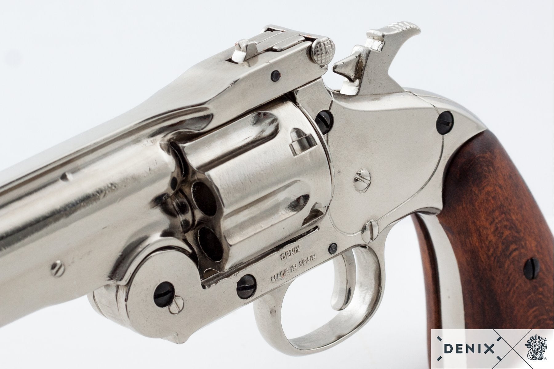 Smith & Wesson Six Shot Revolver (AW1058)